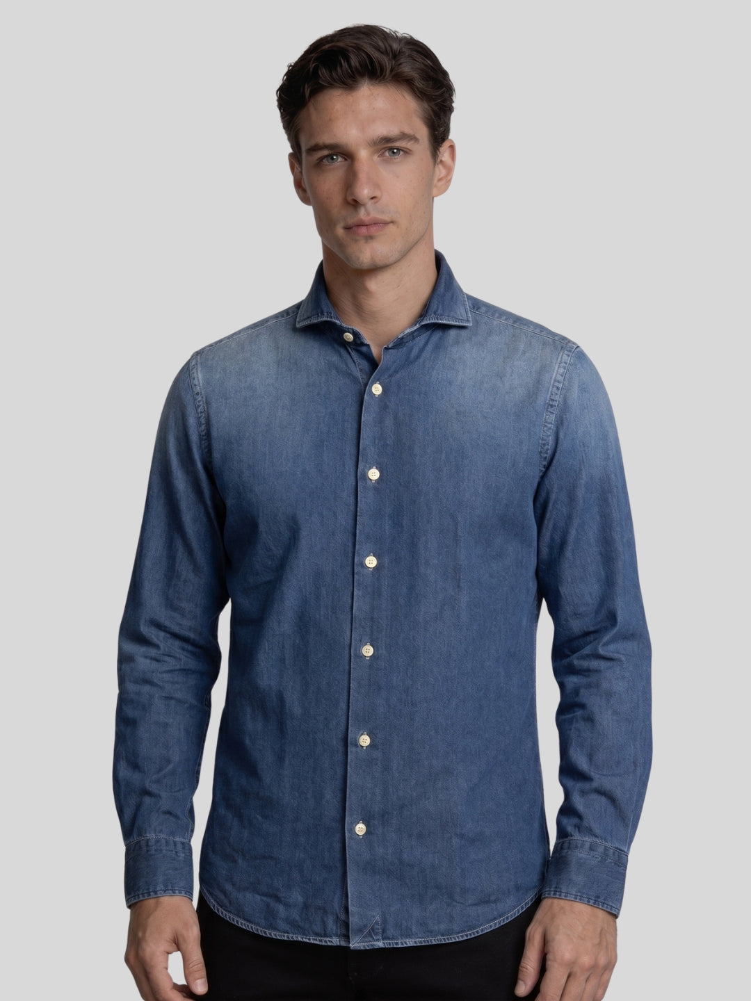 Camicia-denim-blu-DEN73-primo-piano.