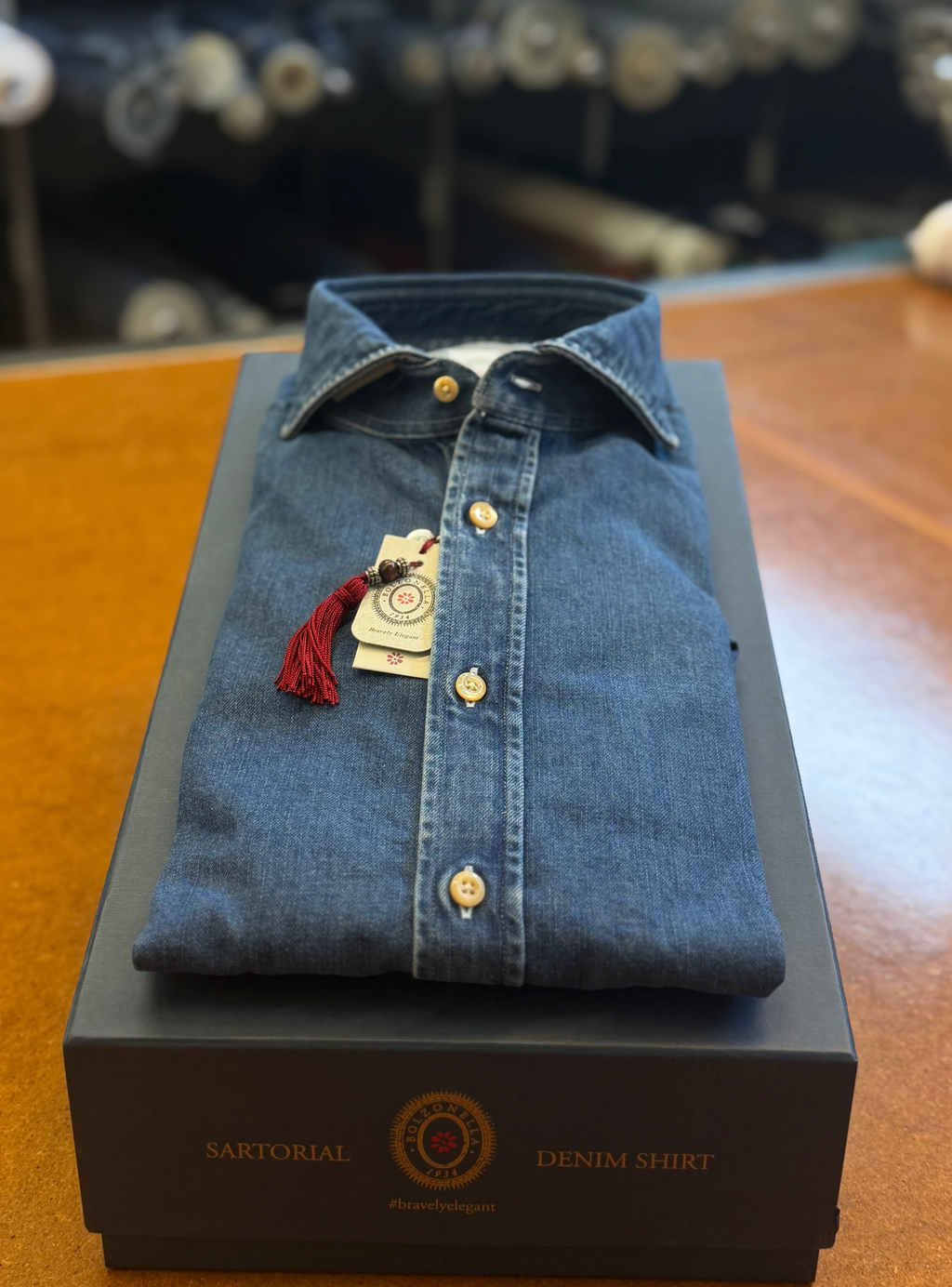 Camicia-denim-bluBuell98-DEN07_W03-primopiano