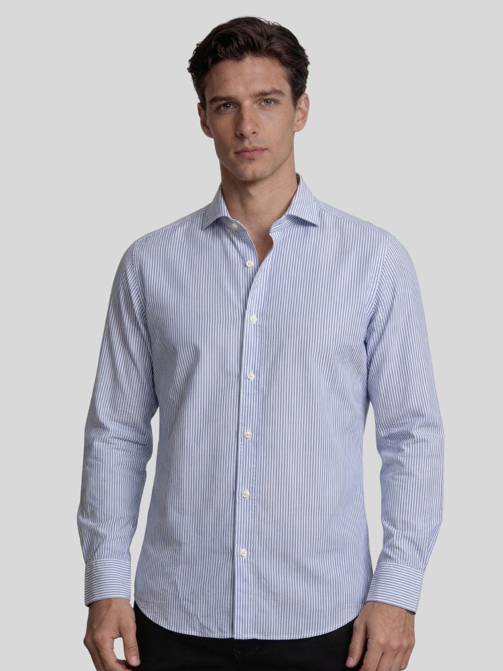 Camicia-righe-azzurrobianco-Buell98-5000_7211-primopiano